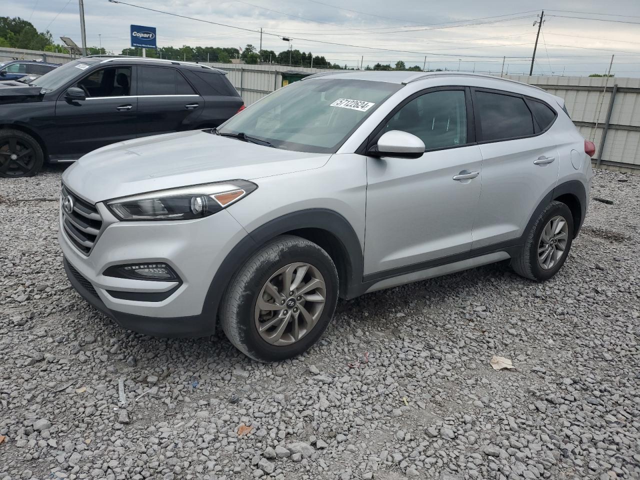 KM8J33A42JU680293 2018 Hyundai Tucson Sel