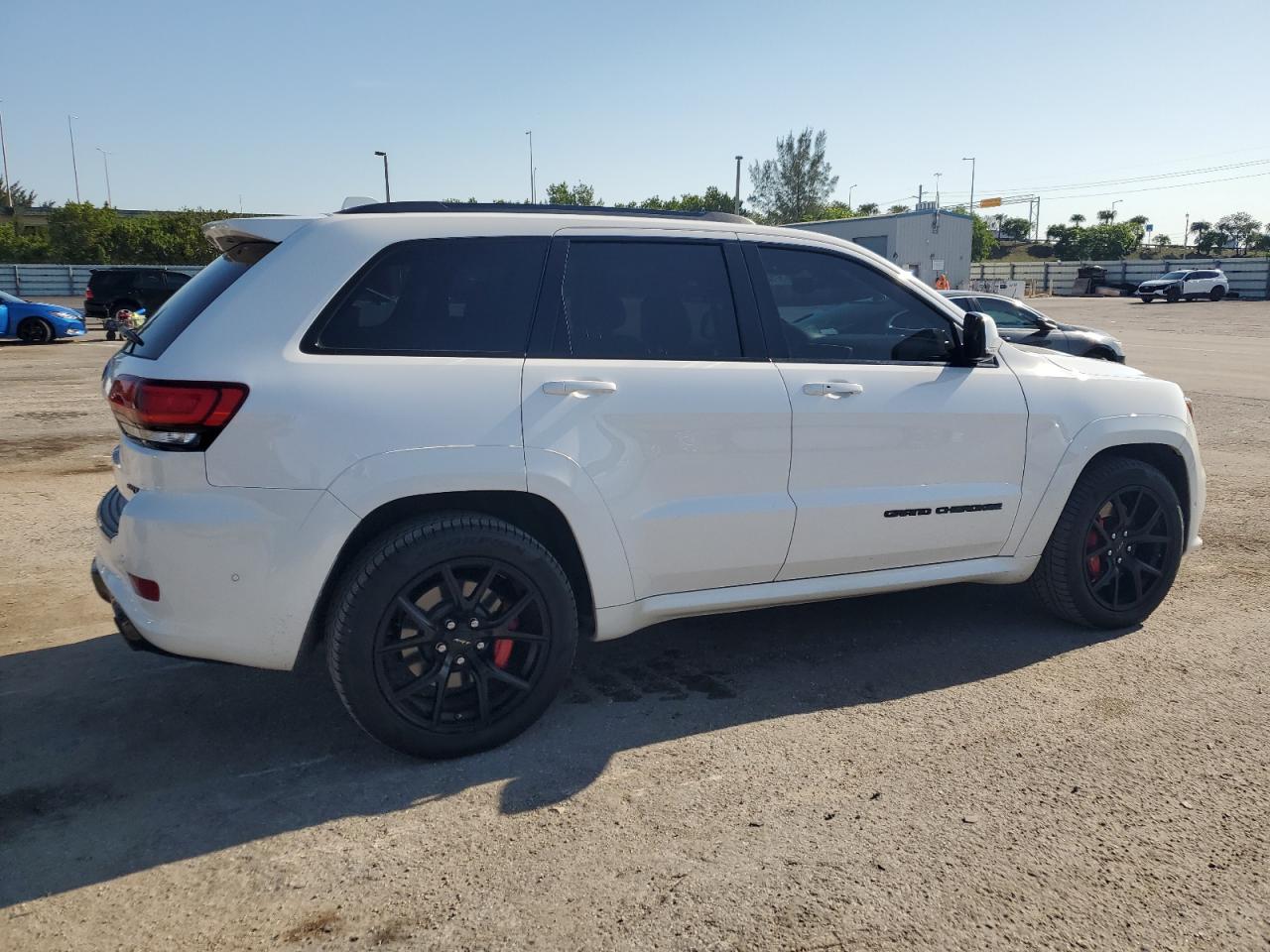 1C4RJFDJ6JC210998 2018 Jeep Grand Cherokee Srt-8