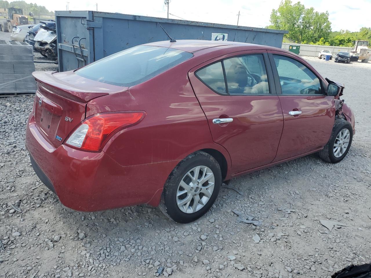 Lot #2505916364 2015 NISSAN VERSA S