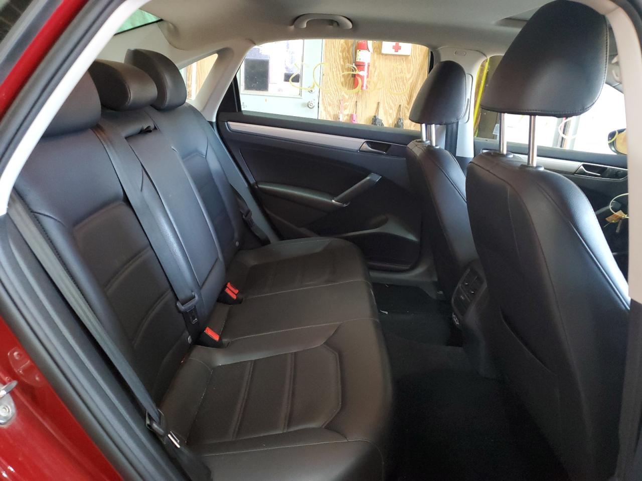 1VWLA7A33KC005509 2019 Volkswagen Passat Wolfsburg