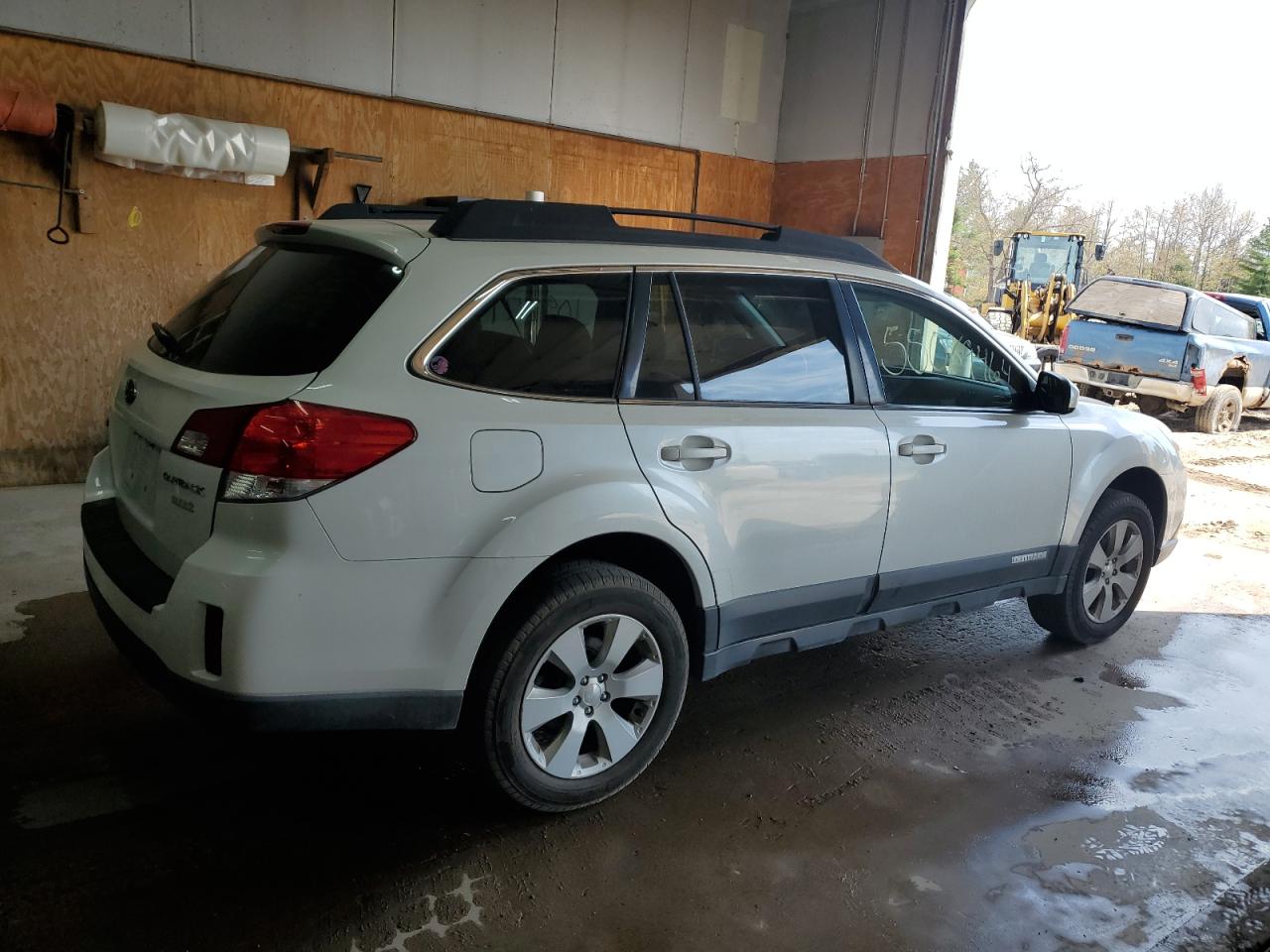 4S4BRBCCXC3292822 2012 Subaru Outback 2.5I Premium