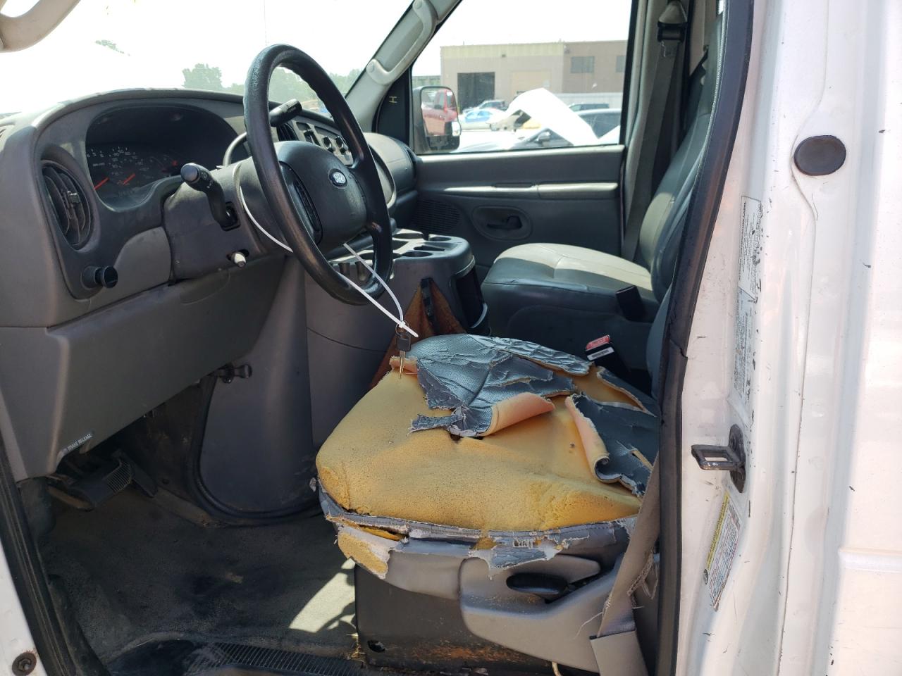 1FTNE24L85HA29696 2005 Ford Econoline E250 Van