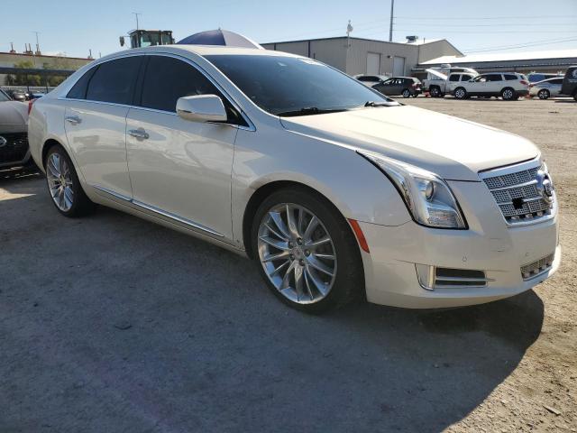  CADILLAC XTS 2013 Бежевый