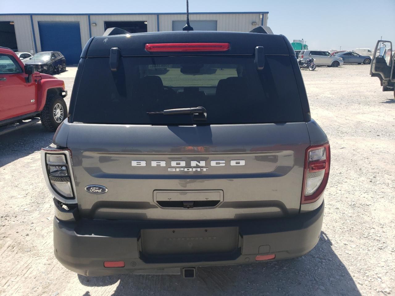 2022 Ford Bronco Sport Outer Banks vin: 3FMCR9C65NRD76400