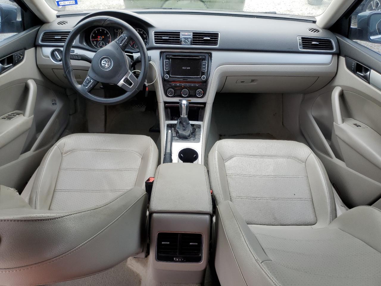 1VWBH7A30DC117291 2013 Volkswagen Passat Se