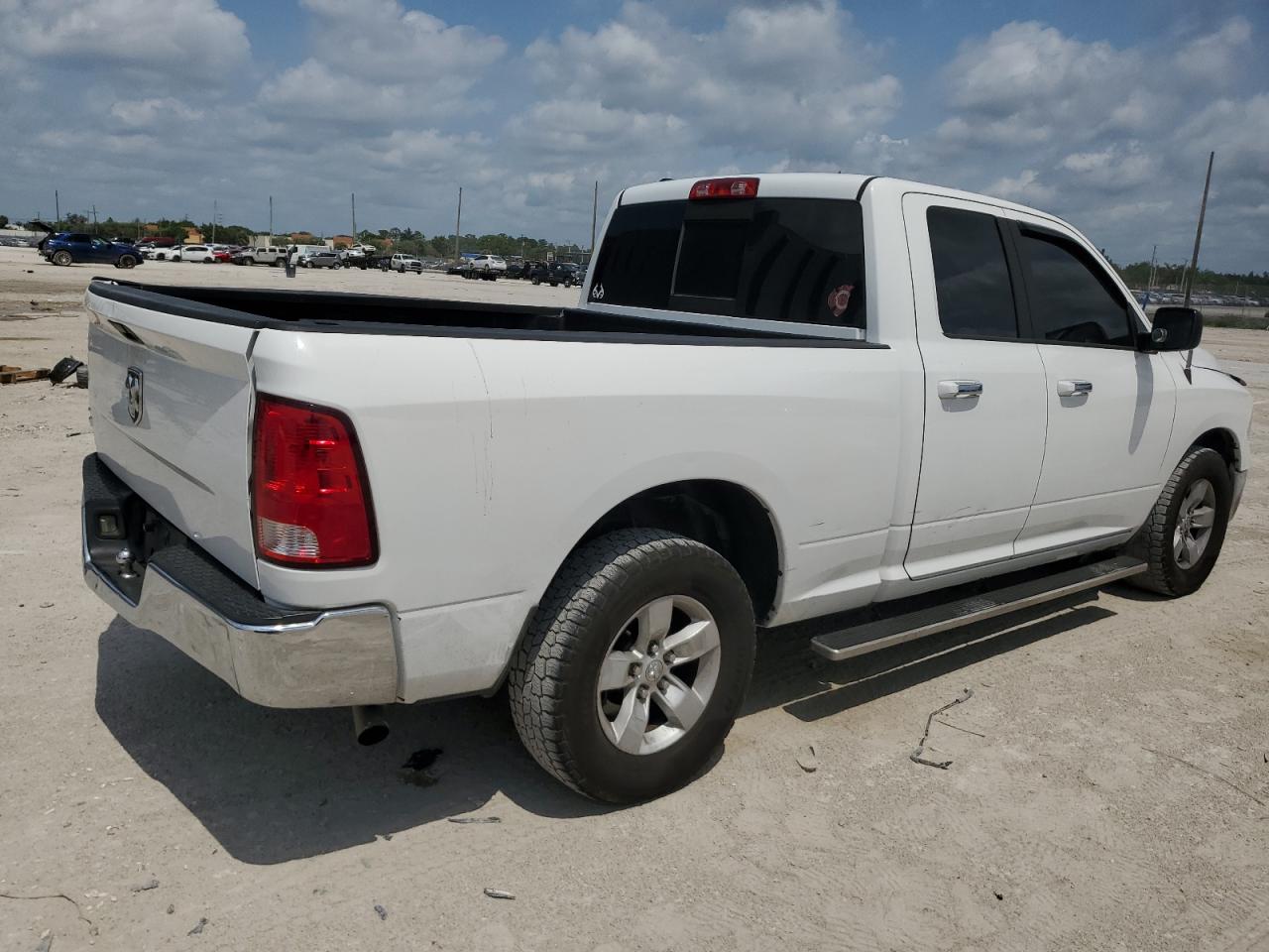 1C6RR6GT2GS227292 2016 Ram 1500 Slt