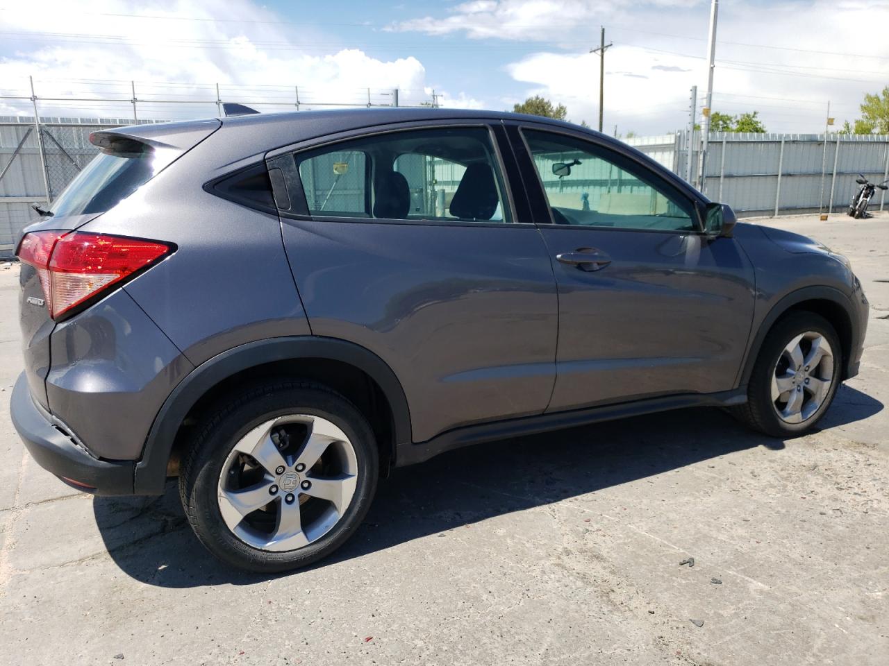 3CZRU6H31JG716135 2018 Honda Hr-V Lx