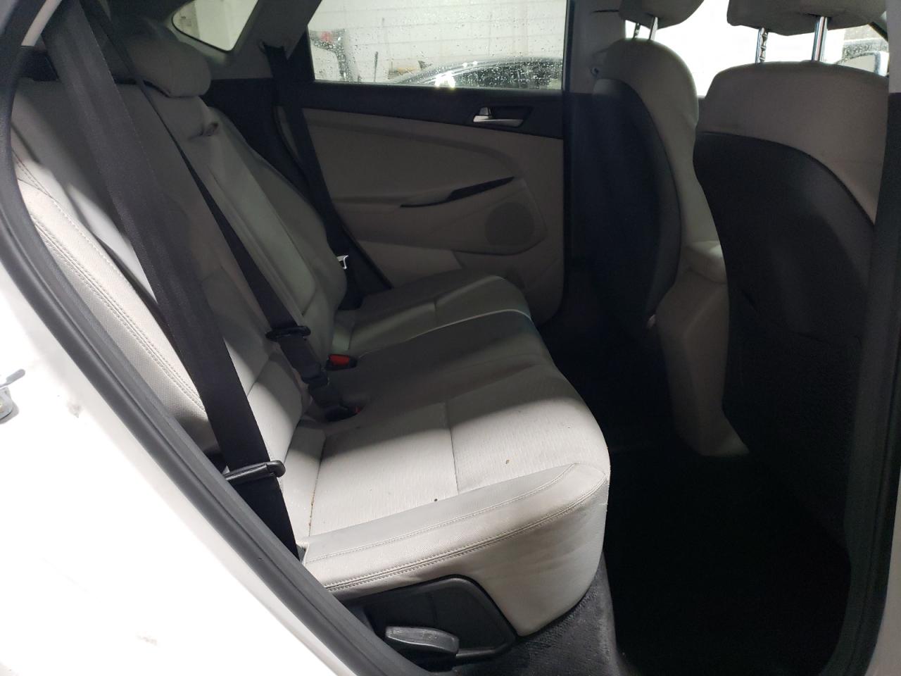 KM8J2CA4XKU017655 2019 Hyundai Tucson Se