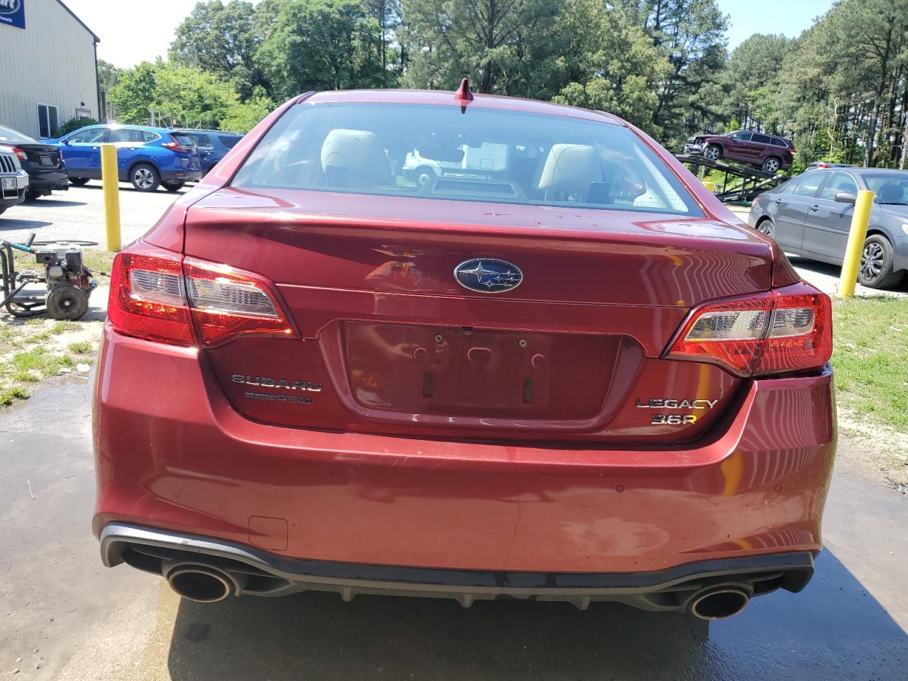 4S3BNEN60J3036243 2018 Subaru Legacy 3.6R Limited