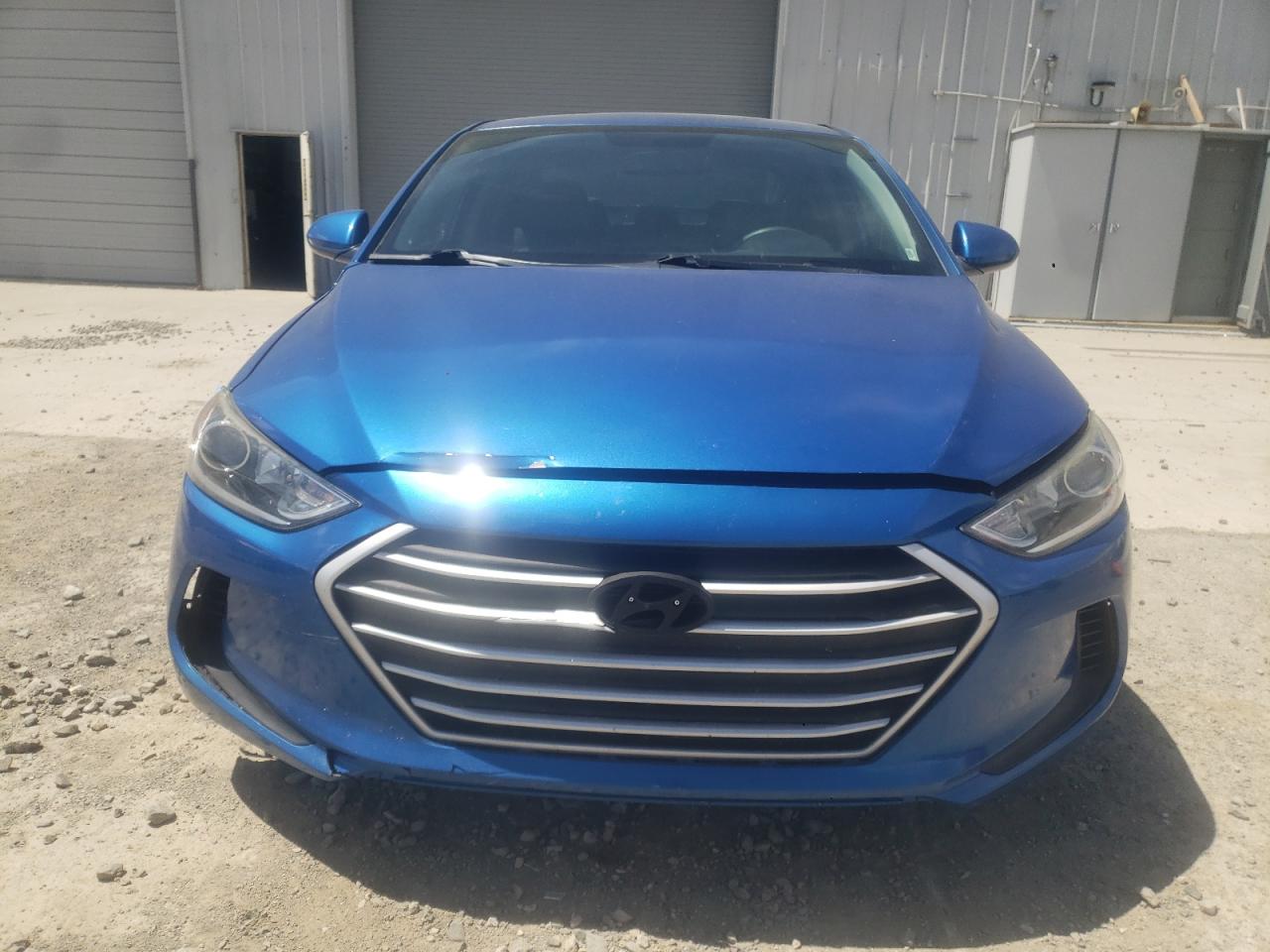 2018 Hyundai Elantra Se vin: KMHD74LF1JU612394