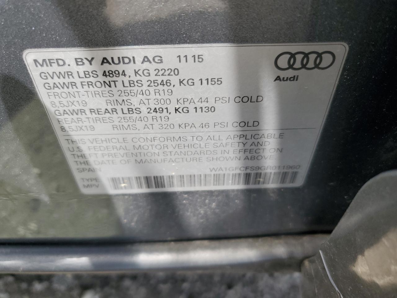 WA1GFCFS9GR011960 2016 Audi Q3 Prestige