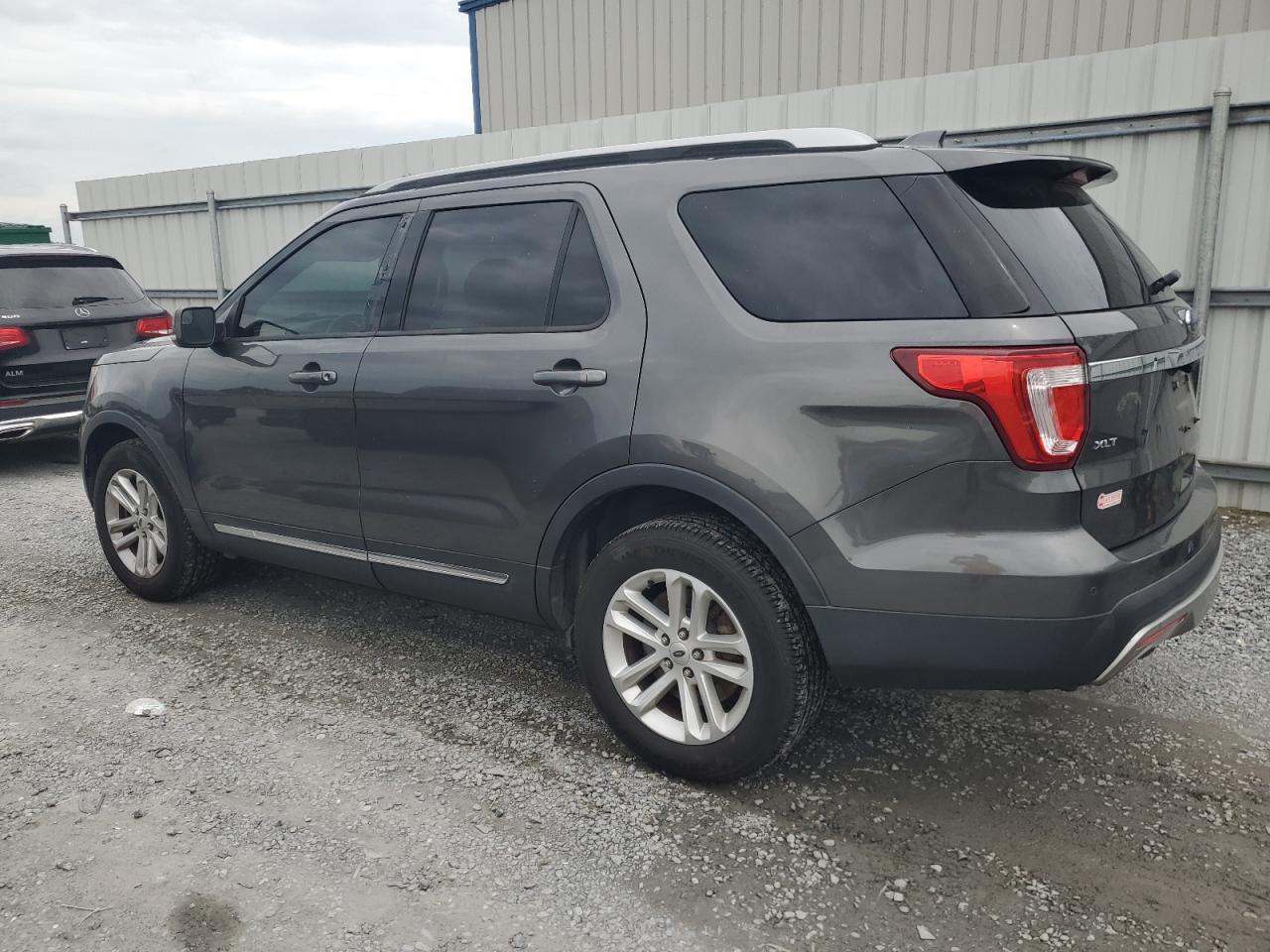 2016 Ford Explorer Xlt vin: 1FM5K8D82GGA98010