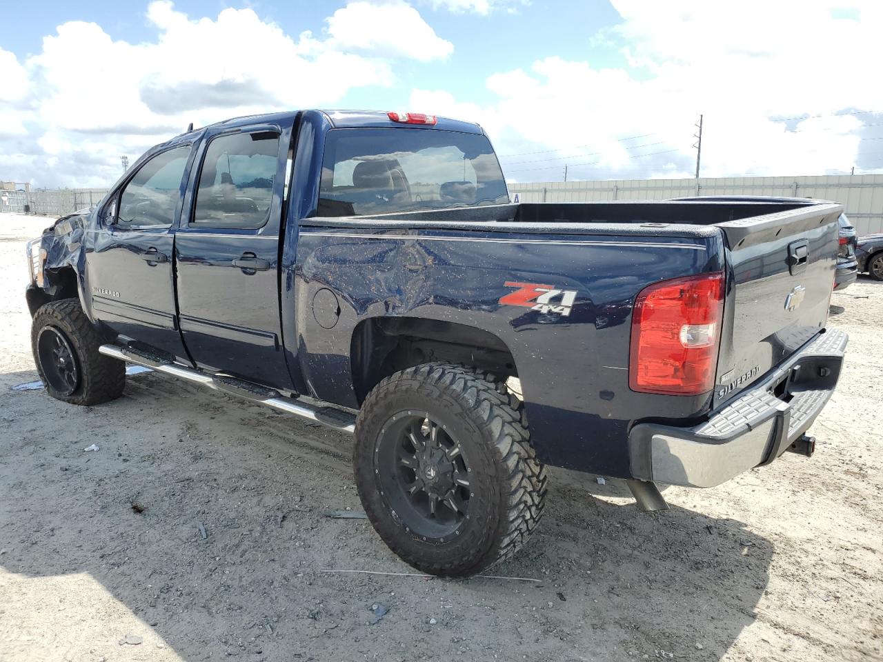 3GCRKSE3XAG294505 2010 Chevrolet Silverado K1500 Lt