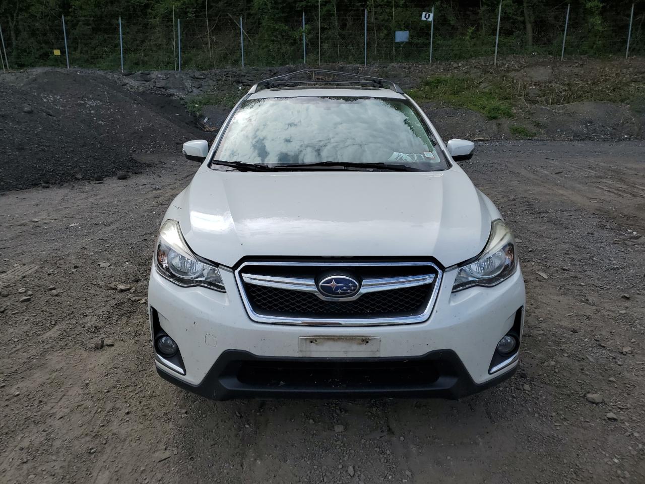 JF2GPANCXG8339011 2016 Subaru Crosstrek Limited