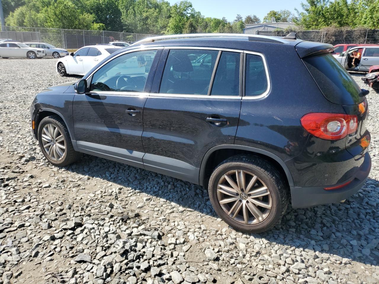 WVGAV75N09W533765 2009 Volkswagen Tiguan S