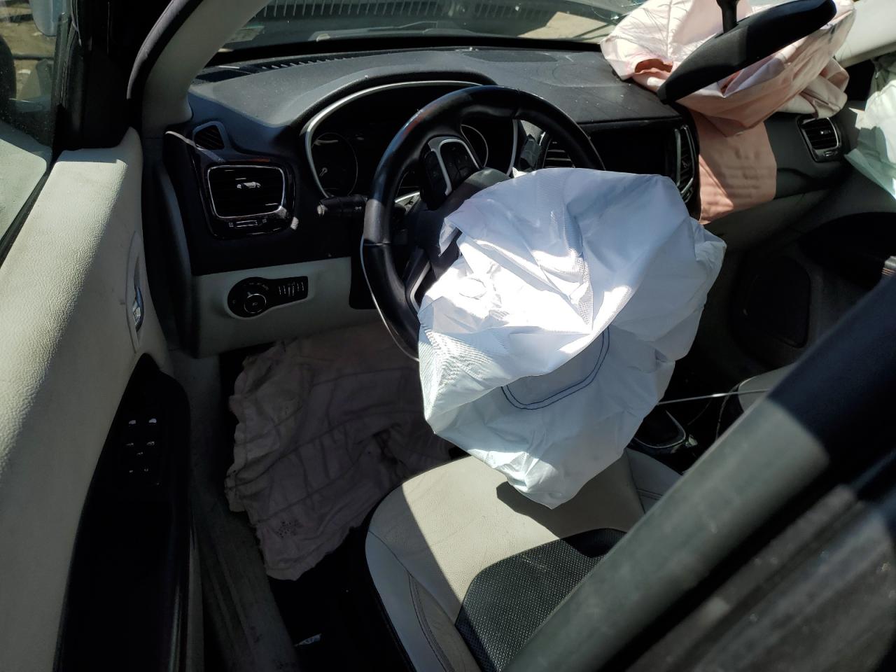 3C4NJDCB5JT434667 2018 Jeep Compass Limited