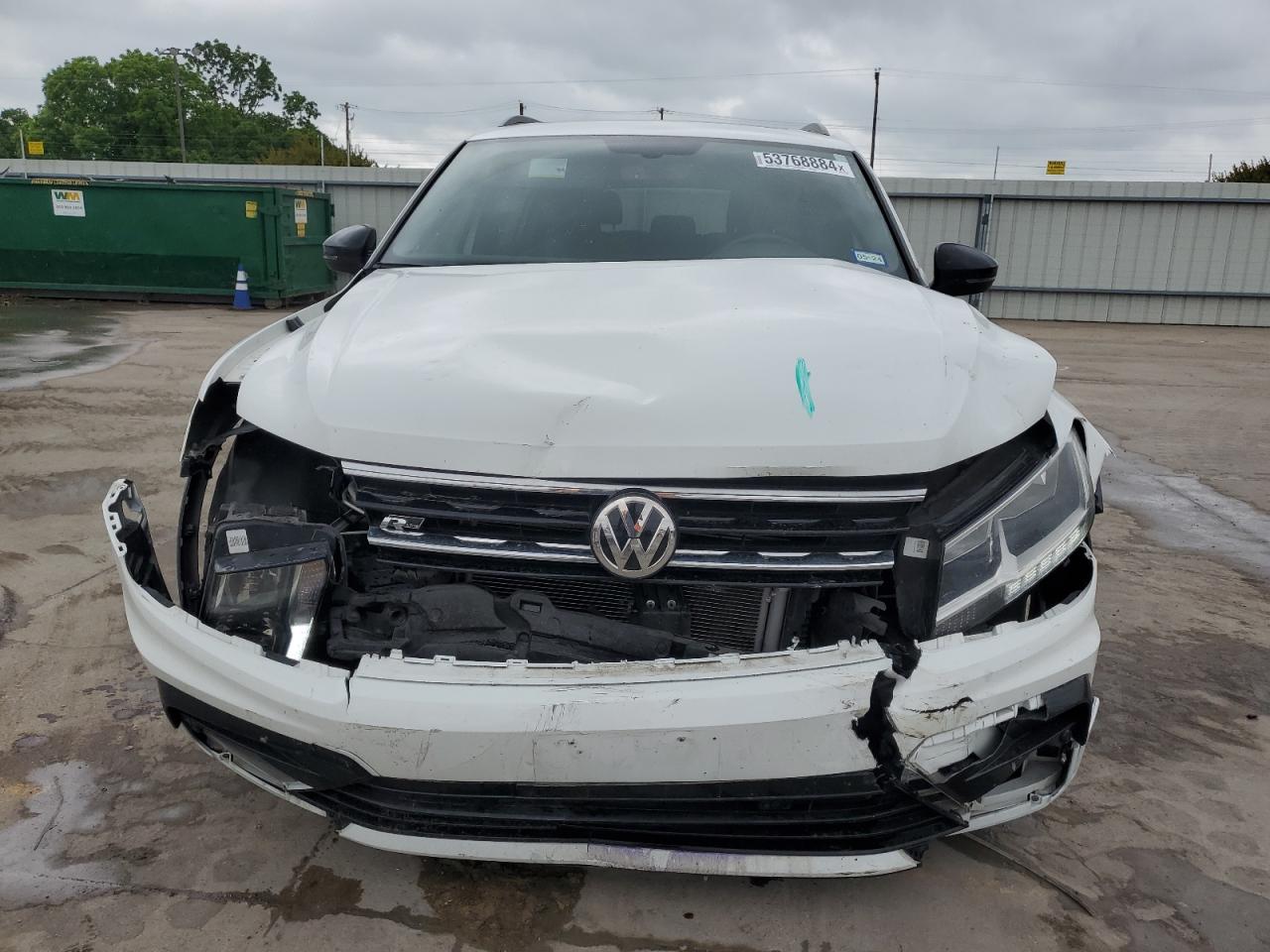 3VV3B7AX1KM077621 2019 Volkswagen Tiguan Se