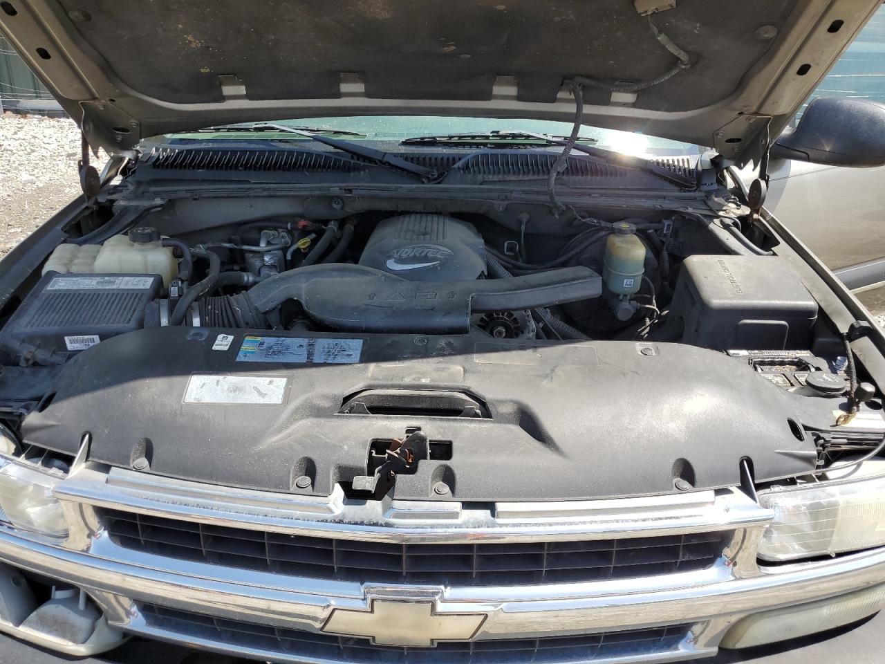 1GNEK13Z82J169607 2002 Chevrolet Tahoe K1500