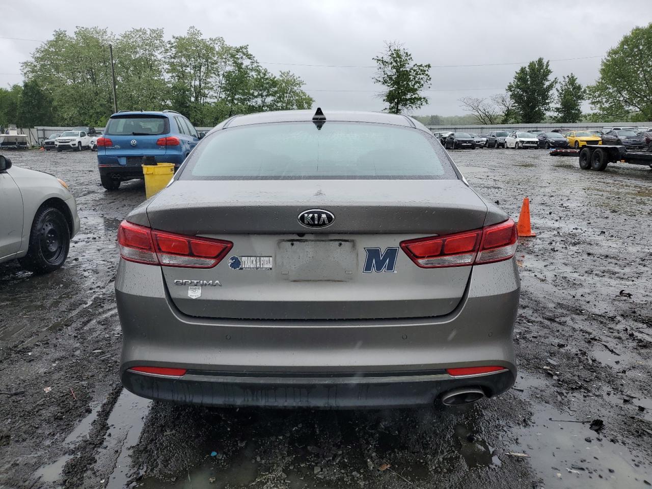 5XXGT4L33JG260038 2018 Kia Optima Lx