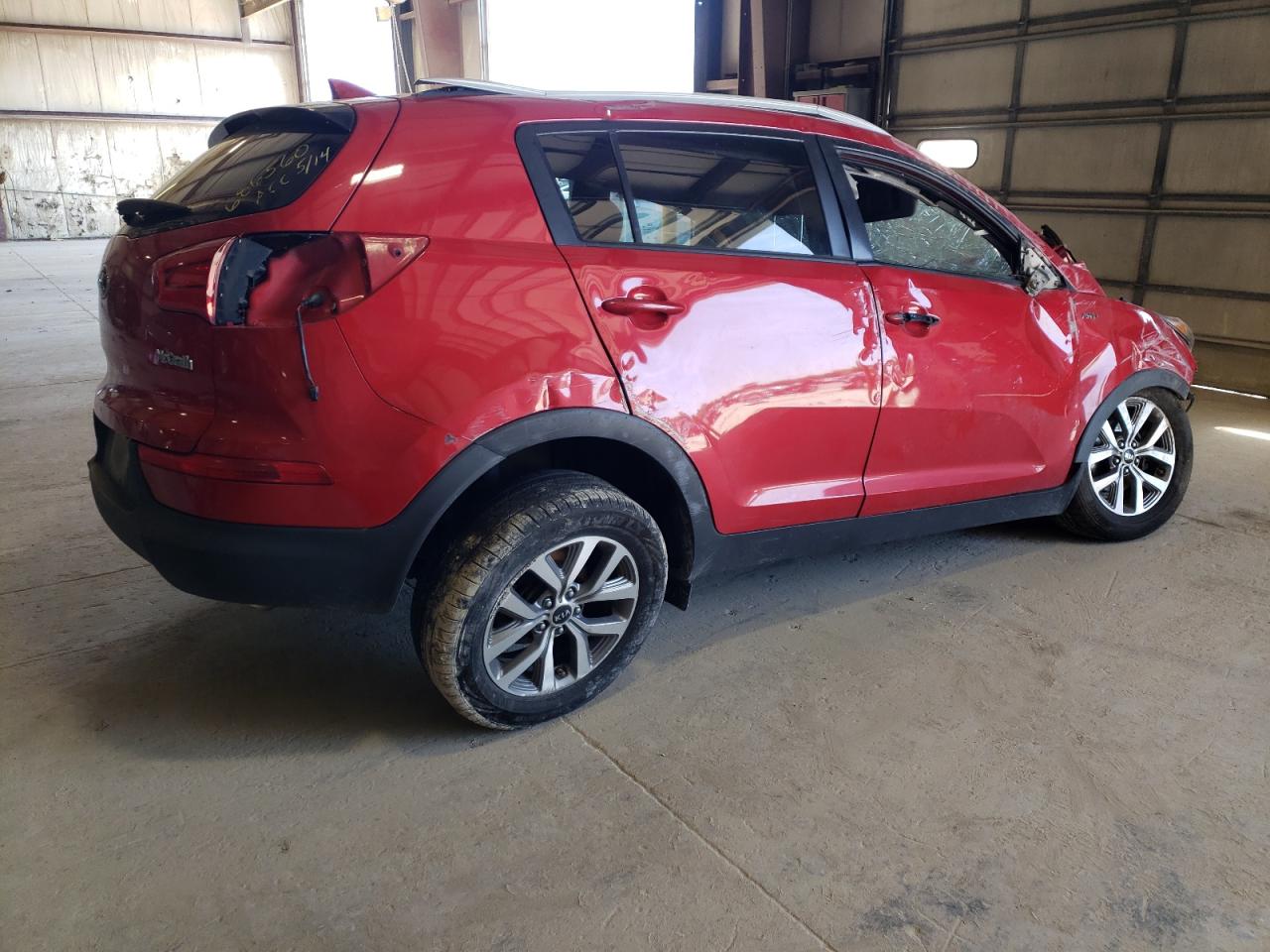 KNDPBCAC9F7686560 2015 Kia Sportage Lx