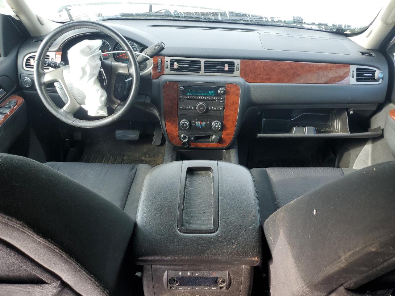 1GNSCAE05DR292302 2013 Chevrolet Tahoe C1500 Ls