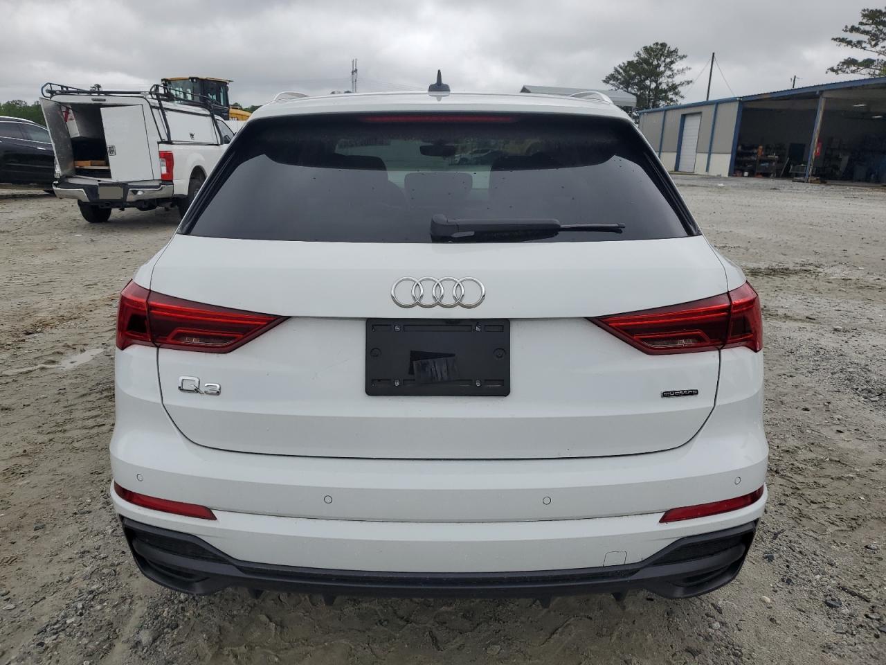 WA1EECF32N1032065 2022 Audi Q3 Premium Plus S Line 45