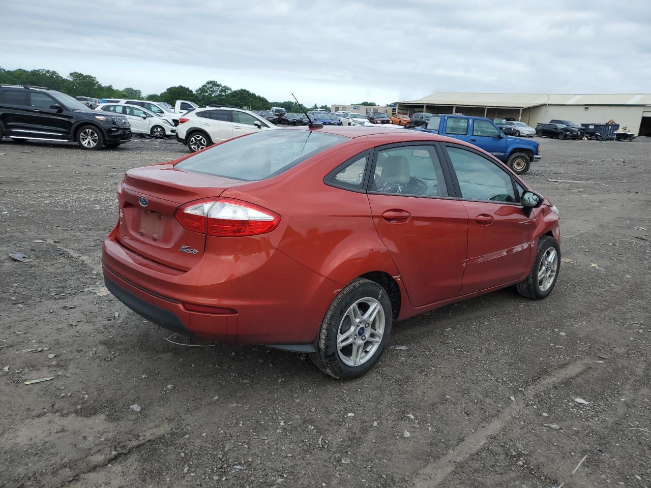 2018 Ford Fiesta Se vin: 3FADP4BJ5JM116468