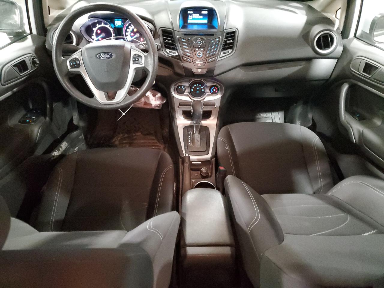 3FADP4EJ6KM110773 2019 Ford Fiesta Se