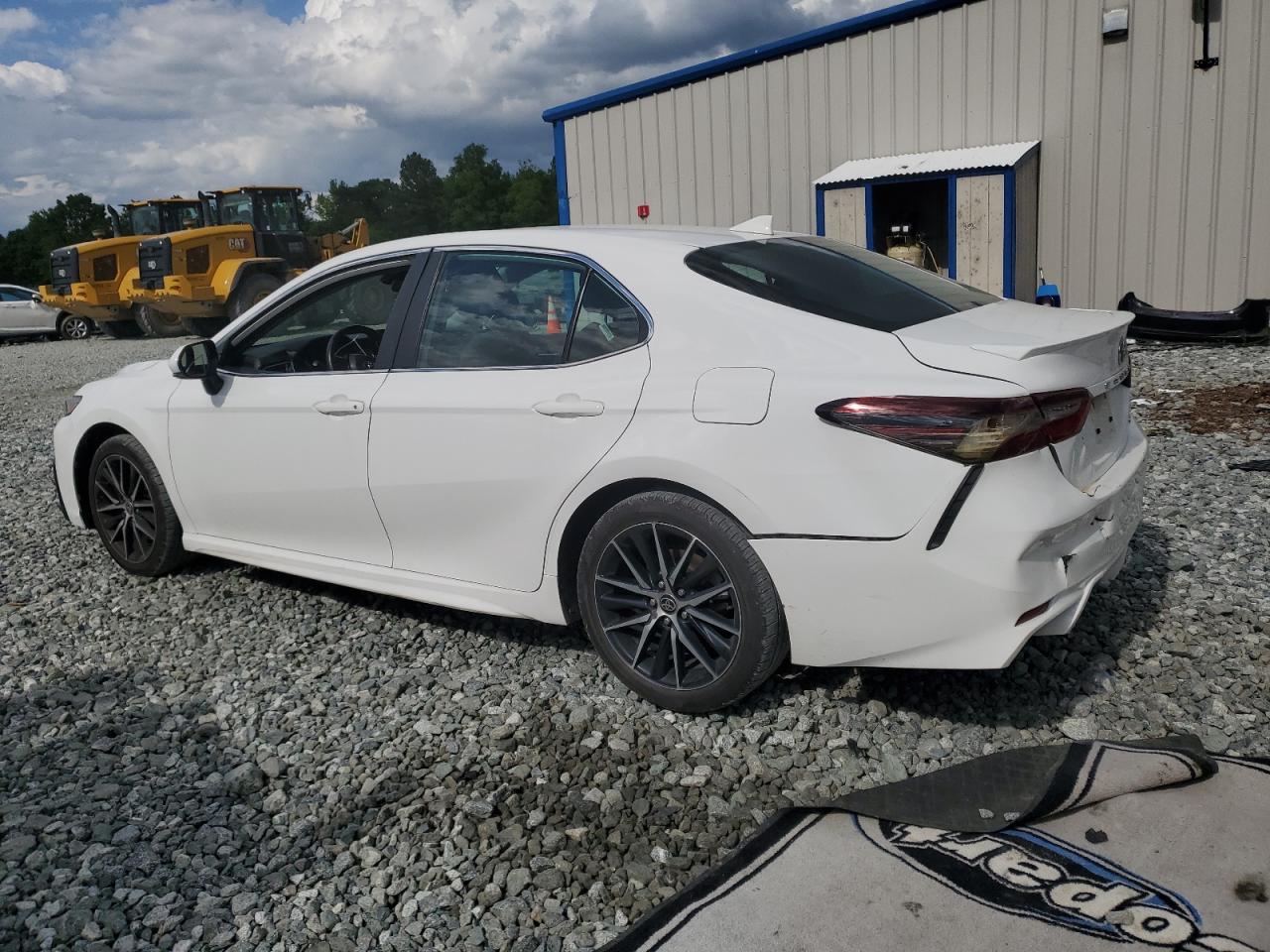 4T1G11AK1NU660609 2022 Toyota Camry Se