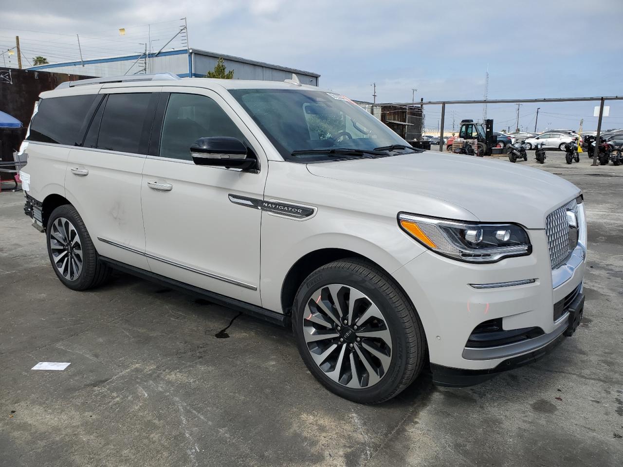 2022 Lincoln Navigator Reserve vin: 5LMJJ2KT6NEL11682