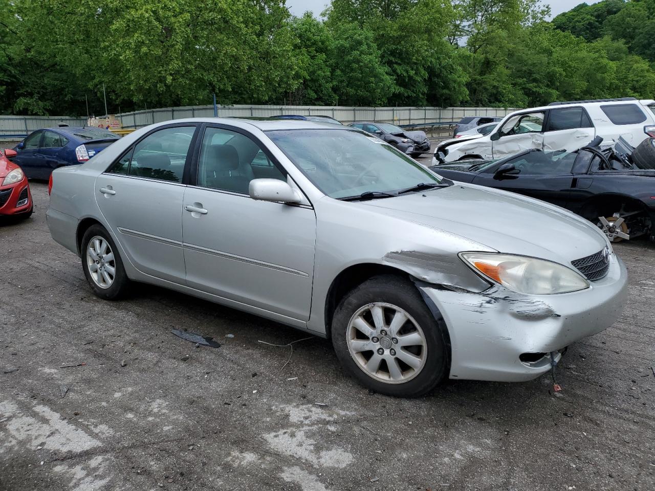 4T1BE30K44U878327 2004 Toyota Camry Le