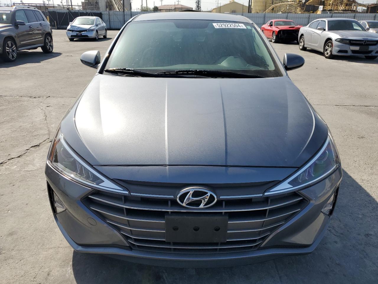 2019 Hyundai Elantra Se vin: KMHD74LF8KU824808