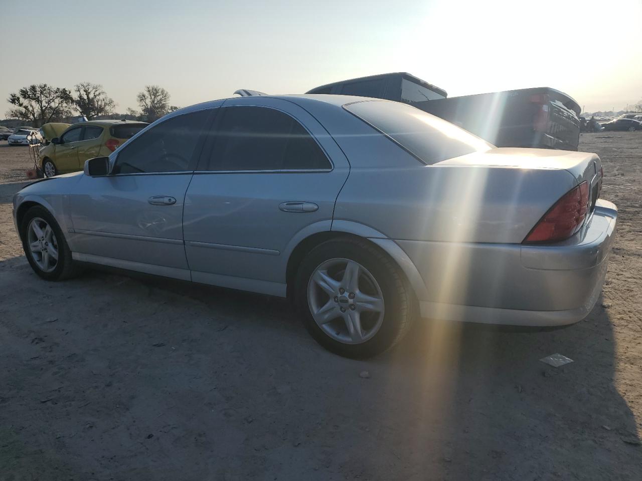 1LNHM86S8YY905514 2000 Lincoln Ls