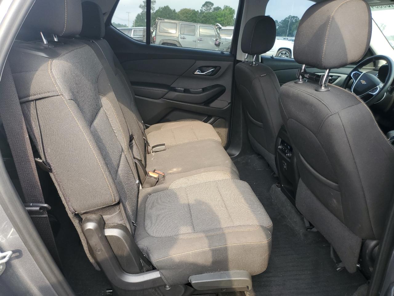 CHEVROLET TRAVERSE LS