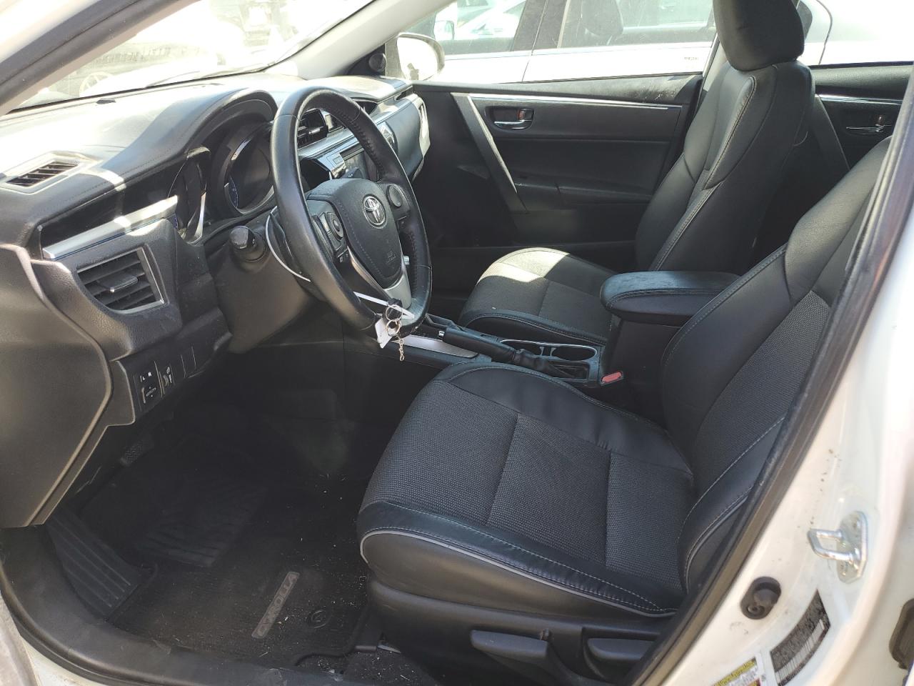 2T1BURHE8FC373562 2015 Toyota Corolla L