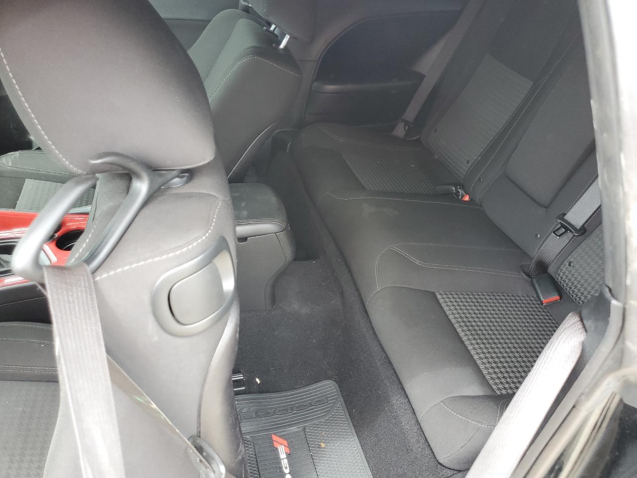 2C3CDZAG4KH744706 2019 Dodge Challenger Sxt