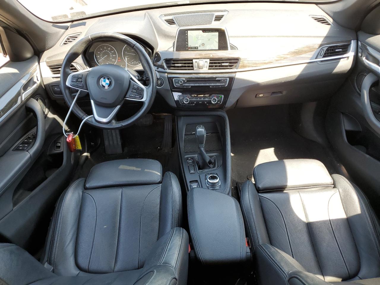 WBXHT3C31J5F91015 2018 BMW X1 xDrive28I