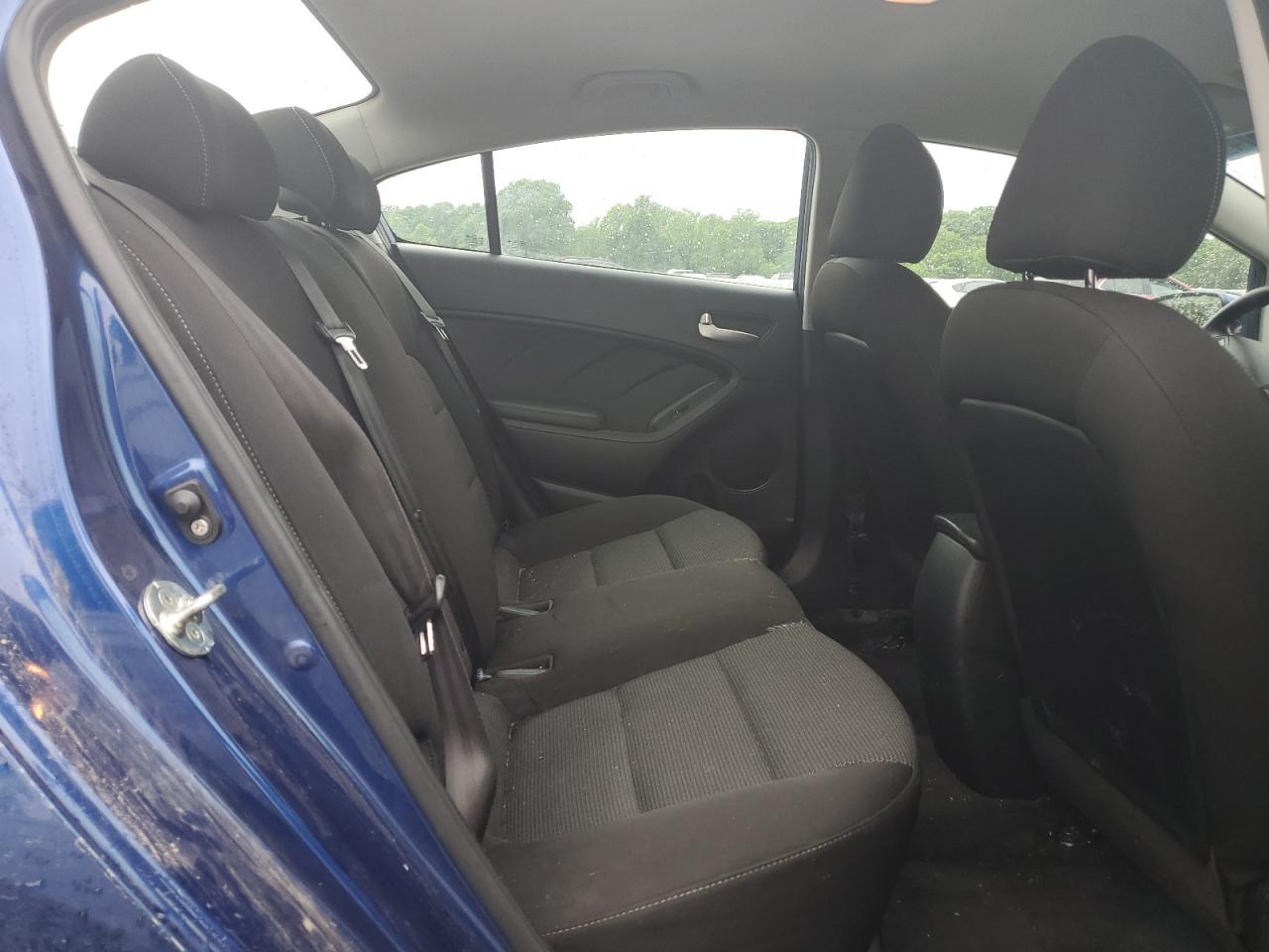 3KPFK4A78JE196754 2018 Kia Forte Lx