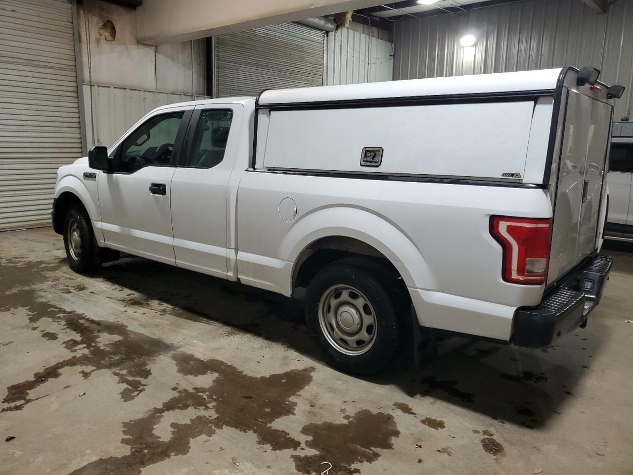 1FTEX1C86HKE53273 2017 Ford F150 Super Cab