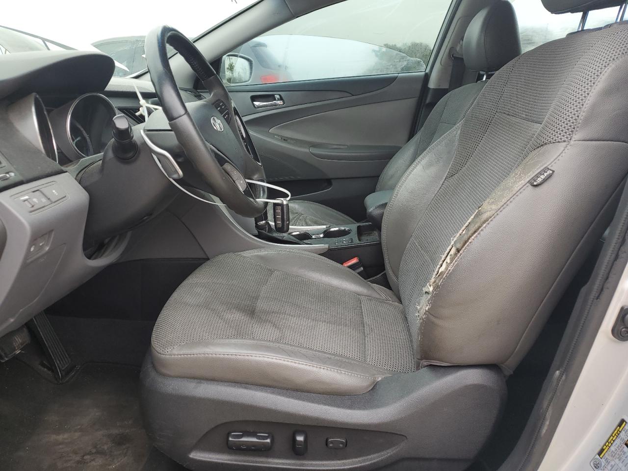 5NPEC4AC6DH725351 2013 Hyundai Sonata Se