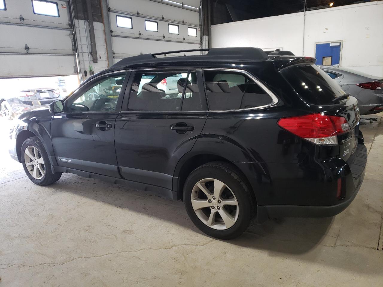 2013 Subaru Outback 2.5I Limited vin: 4S4BRCLC5D3259668