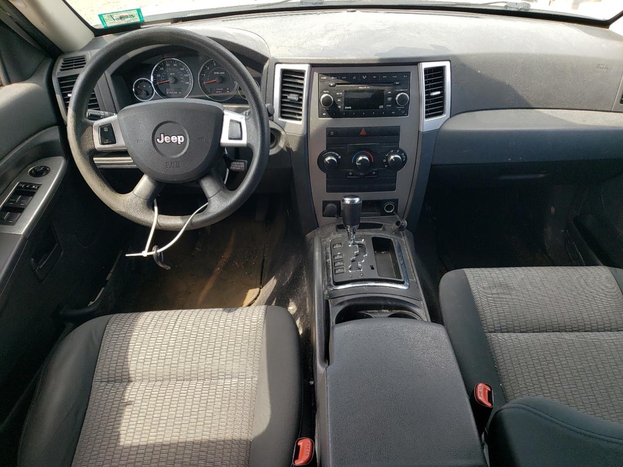 1J8GR48K88C161751 2008 Jeep Grand Cherokee Laredo