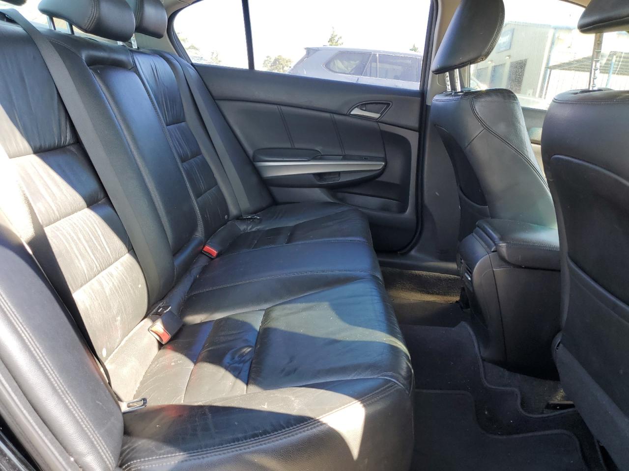 1HGCP2F80AA115762 2010 Honda Accord Exl