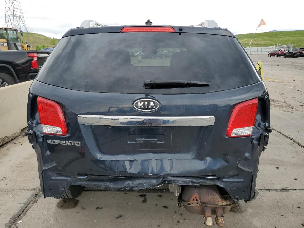 5XYKTDA66CG240808 2012 Kia Sorento Base