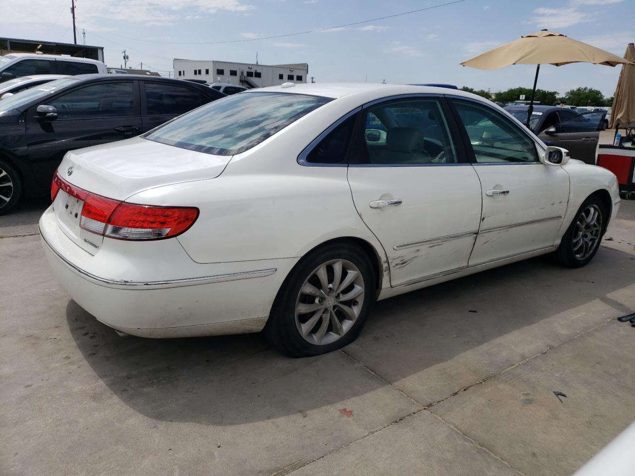 KMHFC46FX8A311344 2008 Hyundai Azera Se