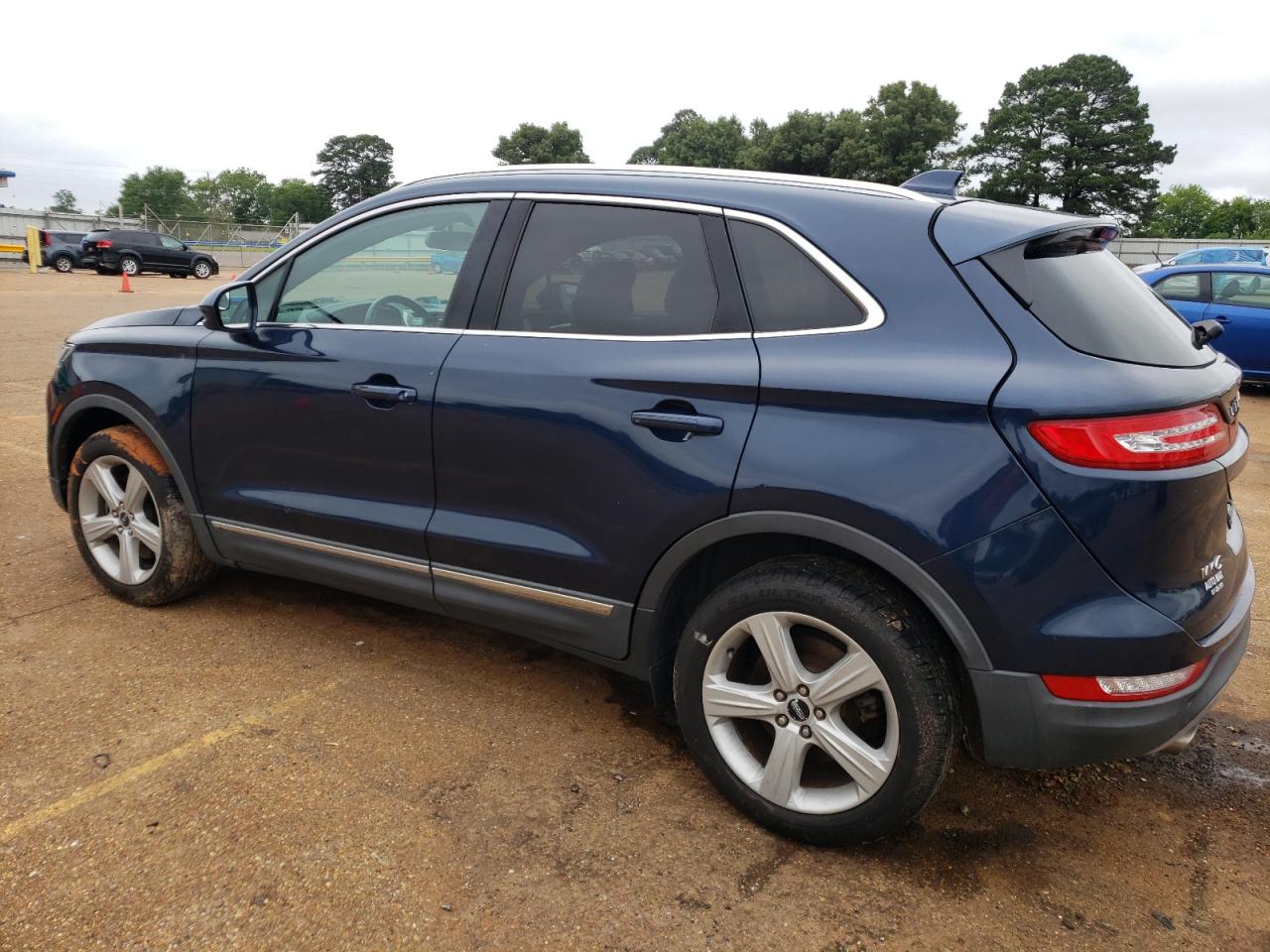 5LMCJ1D9XHUL11683 2017 Lincoln Mkc Premiere