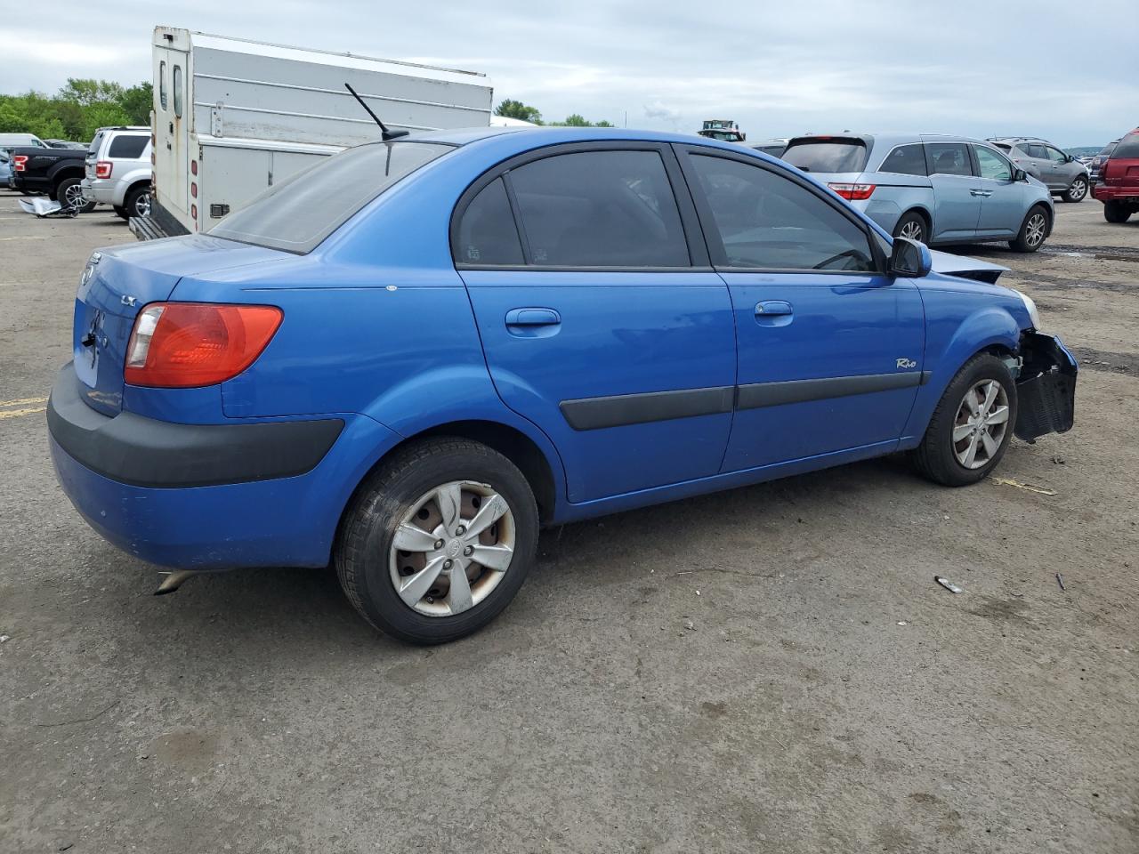 KNADE223096487312 2009 Kia Rio Base