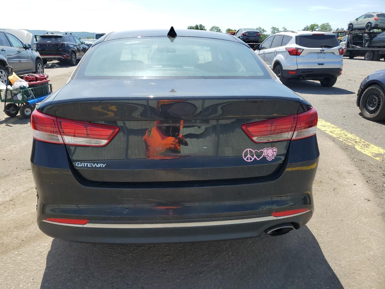 5XXGT4L32JG274755 2018 Kia Optima Lx