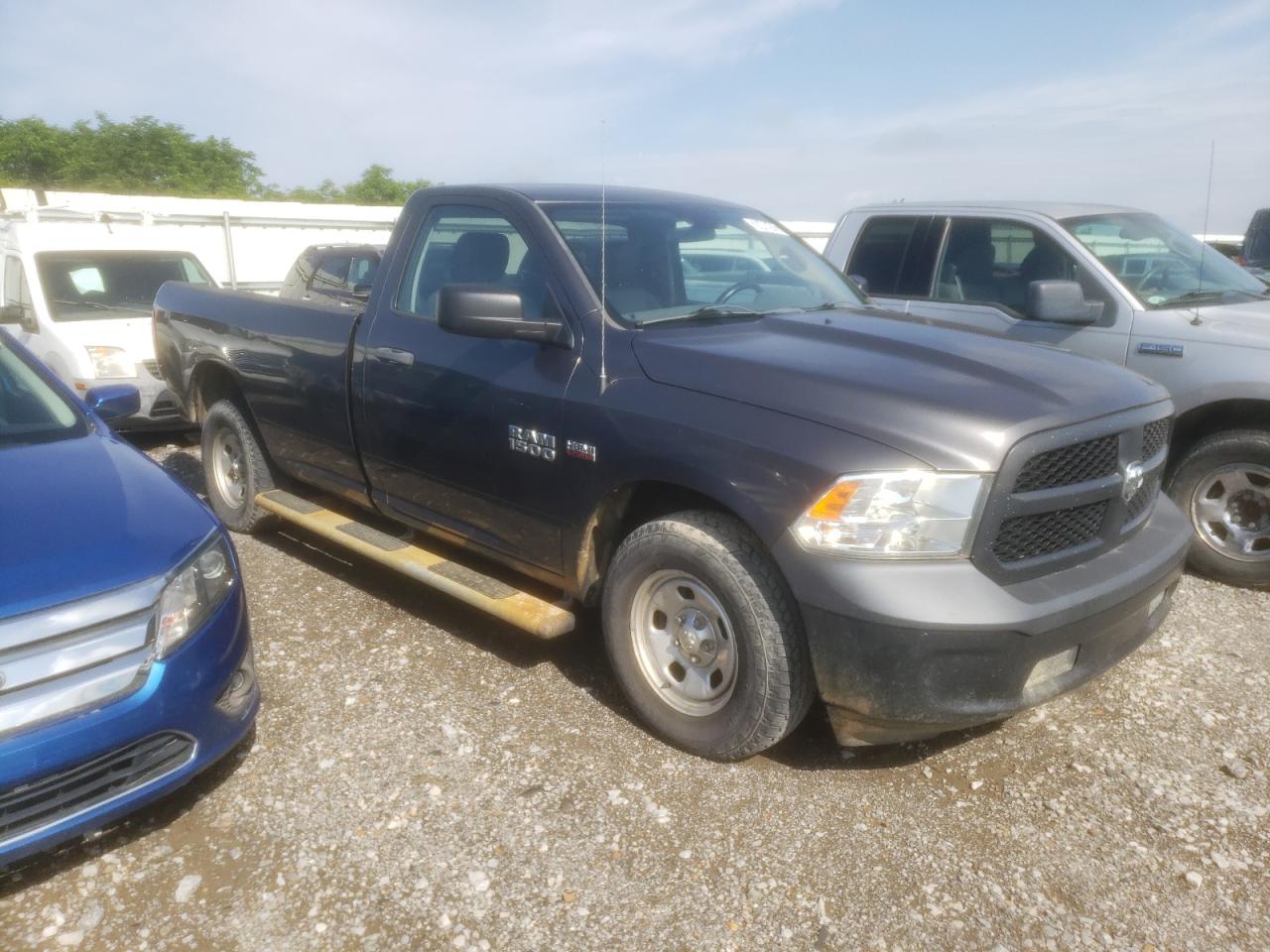 3C6JR7DT0FG652085 2015 Ram 1500 St