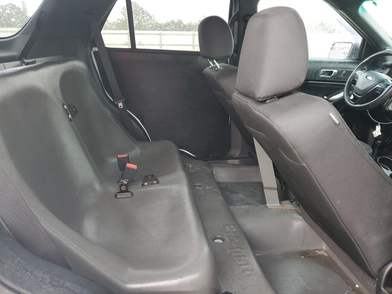 1FM5K8AR6GGC26021 2016 Ford Explorer Police Interceptor